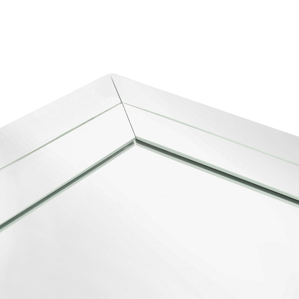 Viviene Mirror