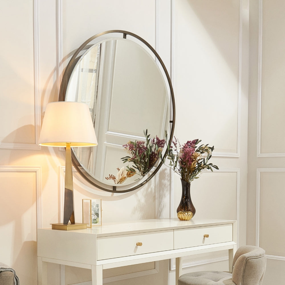 Gordone Mirror